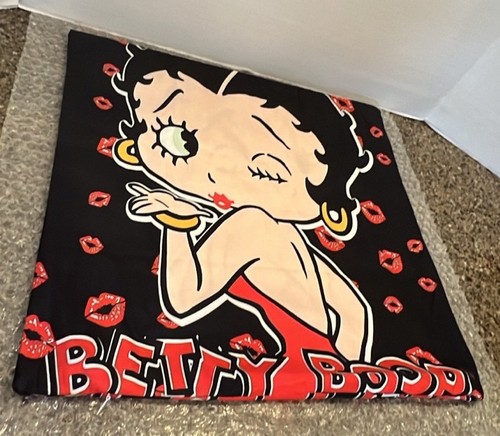 Betty Boop Blowing Kisses 2-seitiger Kissenbezug Kissenbezug Hülle 17x17 Zoll