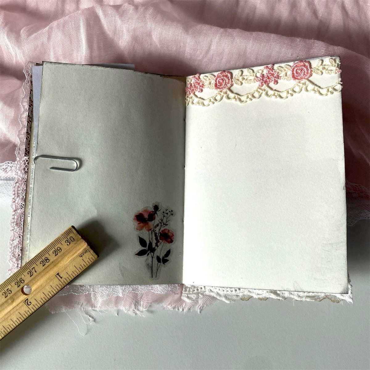 Handmade Vintage Style Junk Journal Book Diary 40 Pages Scrapbook