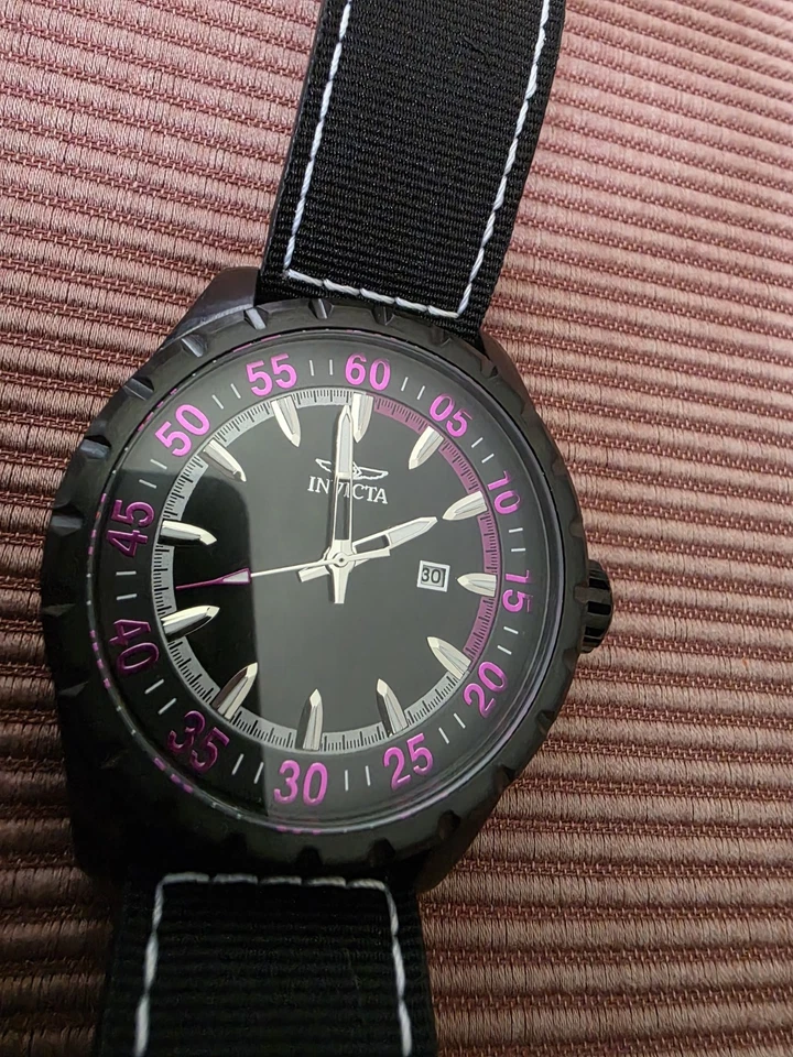 Relógio masculino Invicta 19416 raro com números rosa - Imagem 4 de 4