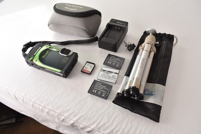 Olympus Tough Stylus TG-870 Shockproof Waterproof Digital Camera
