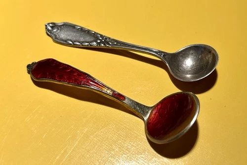 2 Vintage .925 Sterling Silver Miniature Spoons 1 Norway Enamel 1 Pre 1935 Lunt