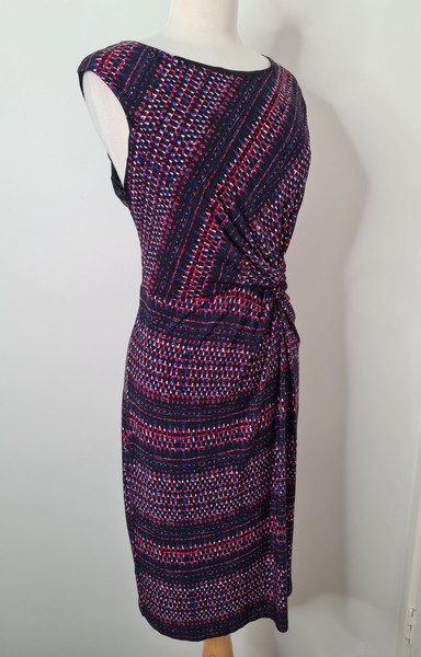 Jacqui E SIZE LARGE - Navy Red Black Geometric Stretch Jersey Work Formal Dress