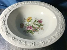  homer laughlin eggshell deep vegetable serving bowl 9''  bouquet L44N5 1940 USA