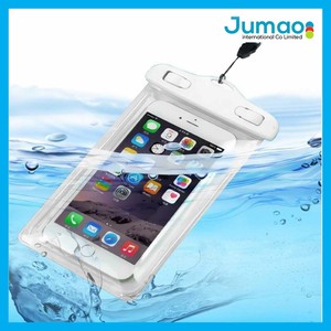 pochette etanche iphone