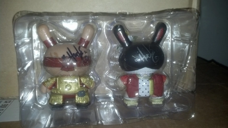 Huck Gee Kabuki & Kitsune Gold Life 2 Pack TAG 11/10 Exclusive Red LE 200 SIGNED - Image 4 of 4