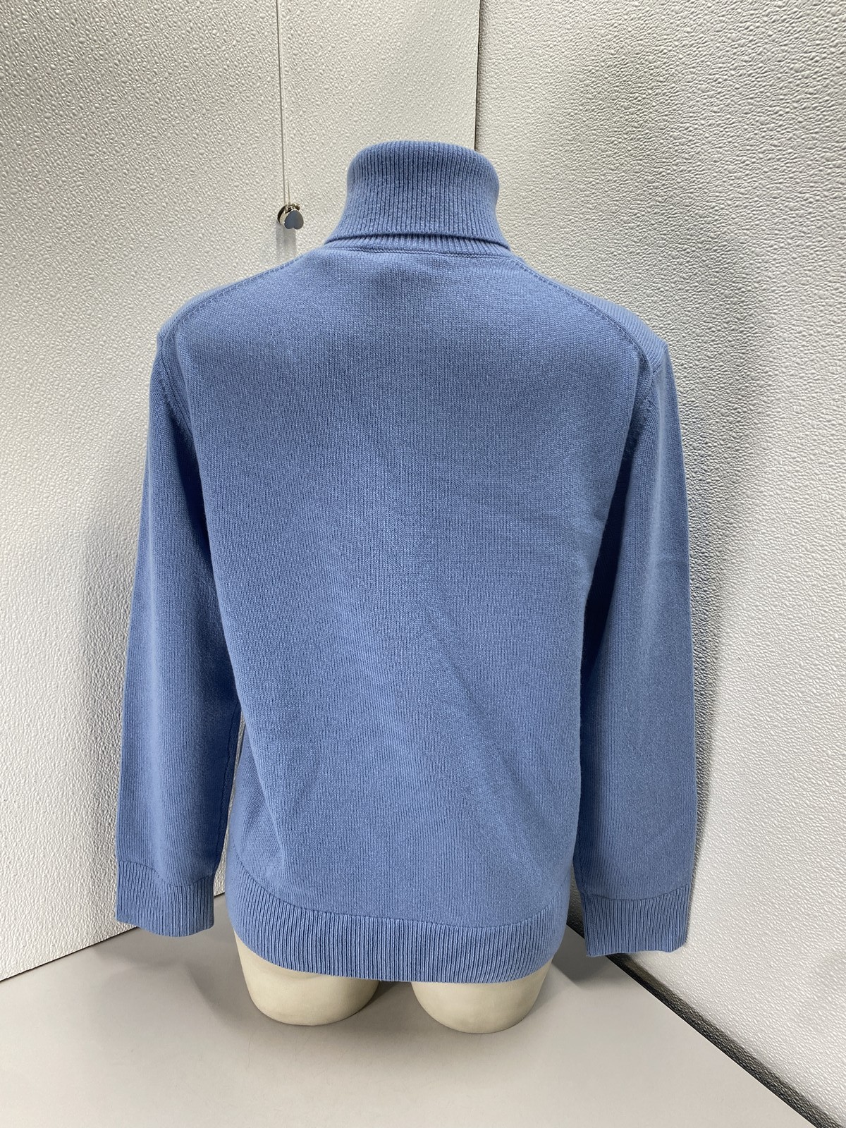 Michael Kors Womens Soft Cashmere Turtleneck Sweater Size S Lake Blue thumbnail 6