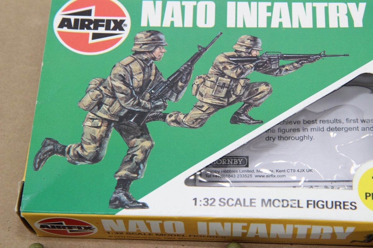 Airfix 1/32 Scale Nato Infantry Plastic Soldier Figures 951580