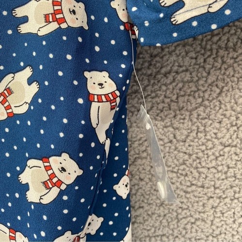 NWOT ModCloth Novelty Polar Bear All Over Print Short Sleeve Collar Top Sz M - Picture 4 of 9