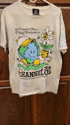 Channel 5 Official Merch Graphic Tee Daisy T-Shirt Andrew Callaghan, Size L