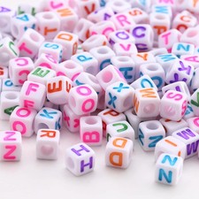 400PCS Cube Letter Beads 8Mm Alphabet Bead Colorful A-Z Acrylic Letter Beads for