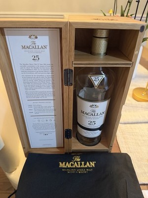 macallan 25 empty bottle, wood box and carry bag