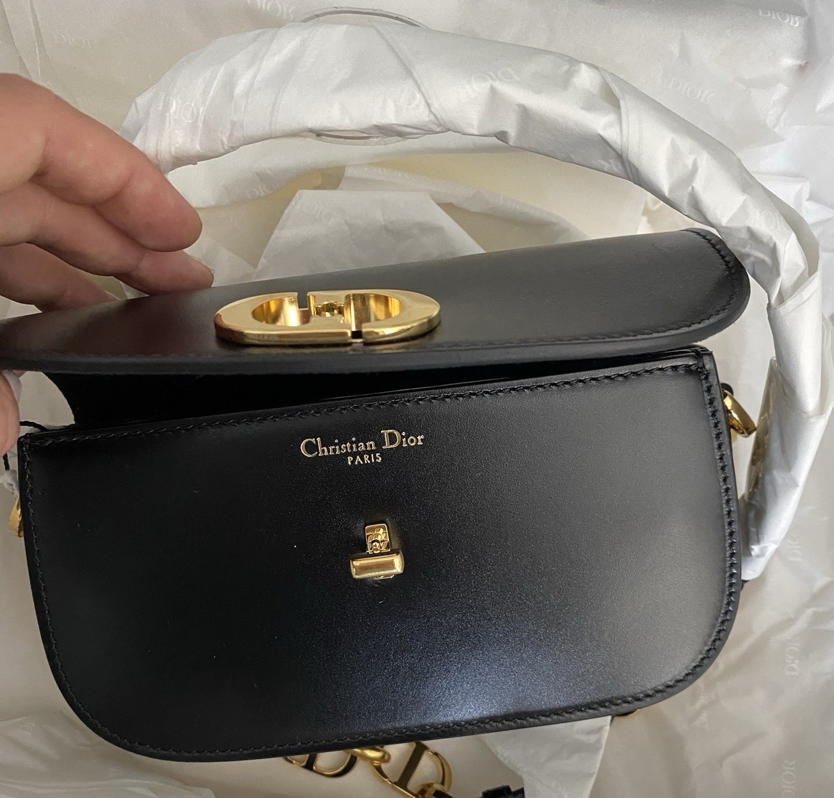 CHRISTIAN DIOR- 30 Montaigne Avenue BagBlack Box CalfskinReference