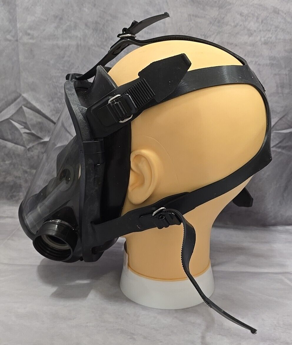 Survivair Opti-Fit Gas Mask 7730 w/ Filter & 5.11 Carry Bag