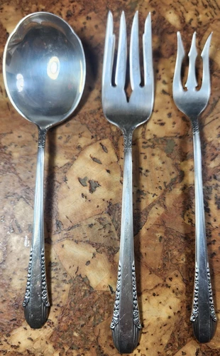 International Sterling Enchantress Sugar Spoon/Salad Fork/Cocktail Fork 78 grams