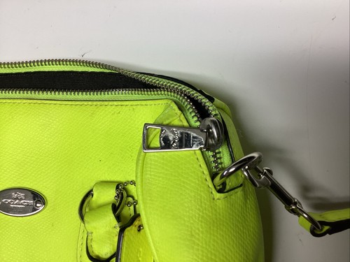 40 BORSA BORSETTA BORSA VINTAGE DONNA DONNA ALLENATORE PELLE verde fluo F34667 - Foto 8 di 14