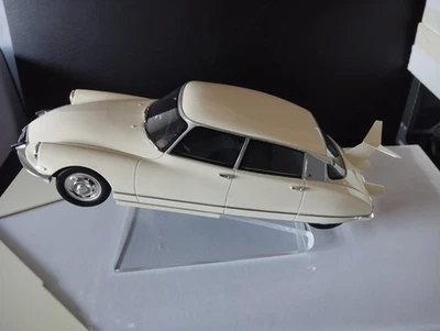 1/18 Citroën DS Fantomas 1965 Blanche Ottomobile Ot 377 Neuve