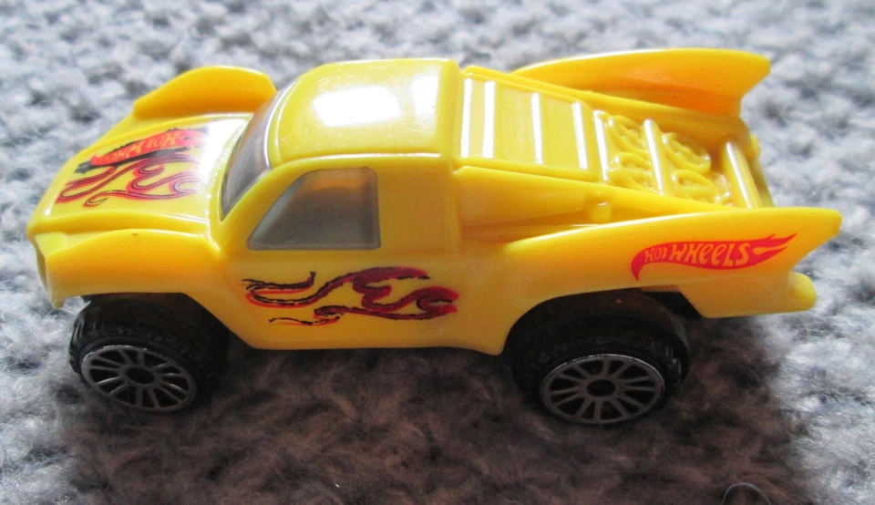 Voiture de sport miniature "MACDONALD'S" - MTM - Plastique - Photo 2/4