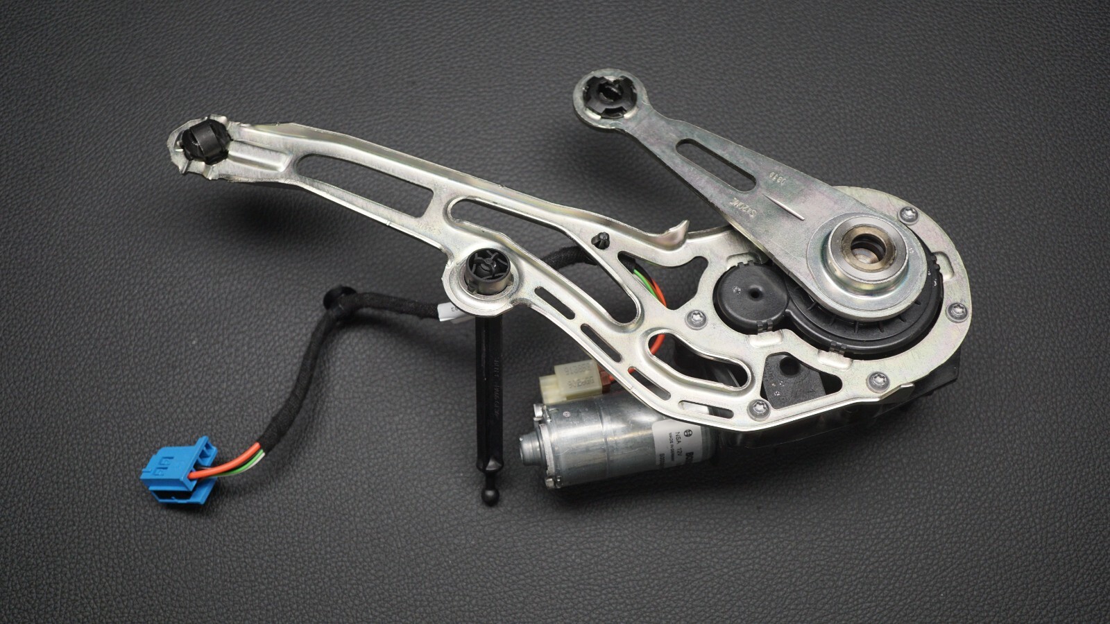 GENUINE MERCEDES BENZ S-CLASS W222 TRUNK LID DRIVE MOTOR ASSEMBLY