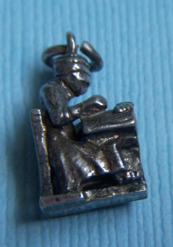 Vintage lacemaker Bruxelles Brussels Belgium silver charm