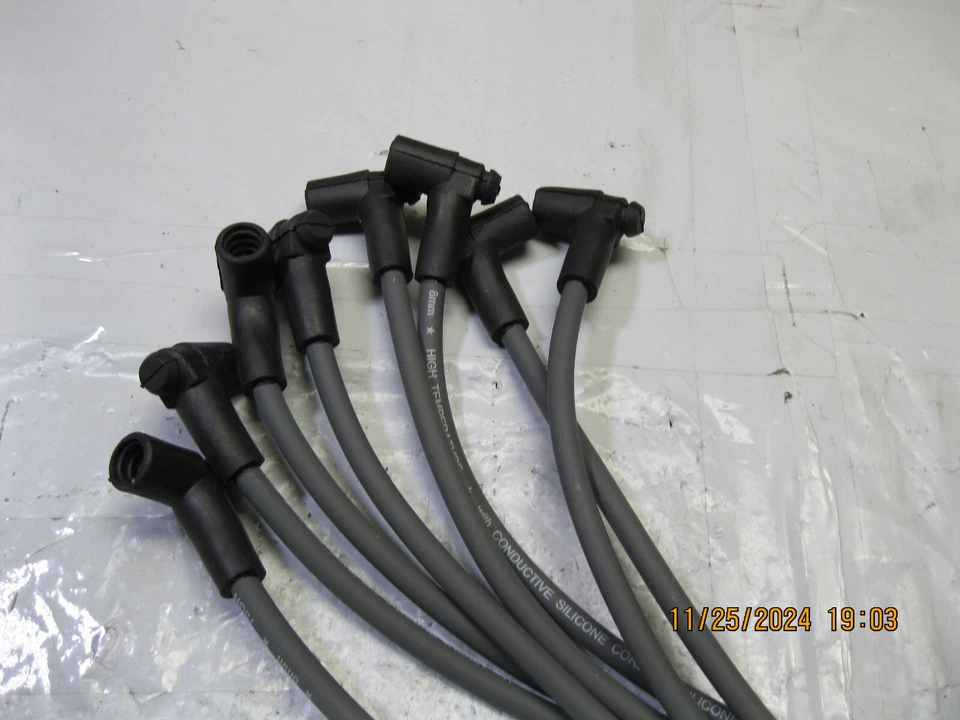 CARQUEST 35-8105 Spark Plug Wire Set (box rough) Foto 2 de 4