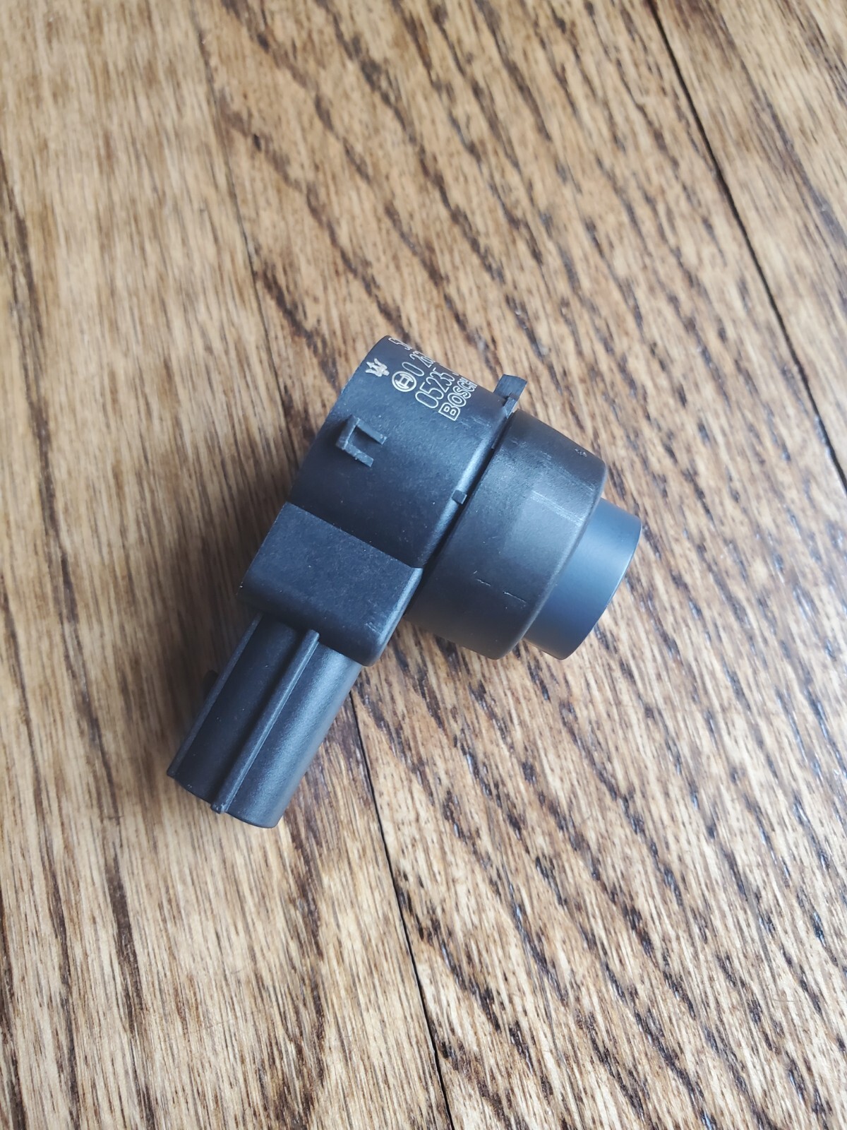 Maserati Quattroporte Ghibli Genuine Parking Sensor OEM 675000039