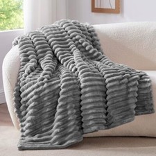 Fleece Throw Blanket for Couch - 300GSM Soft Warm Fluffy Throw 50"x60" Grey