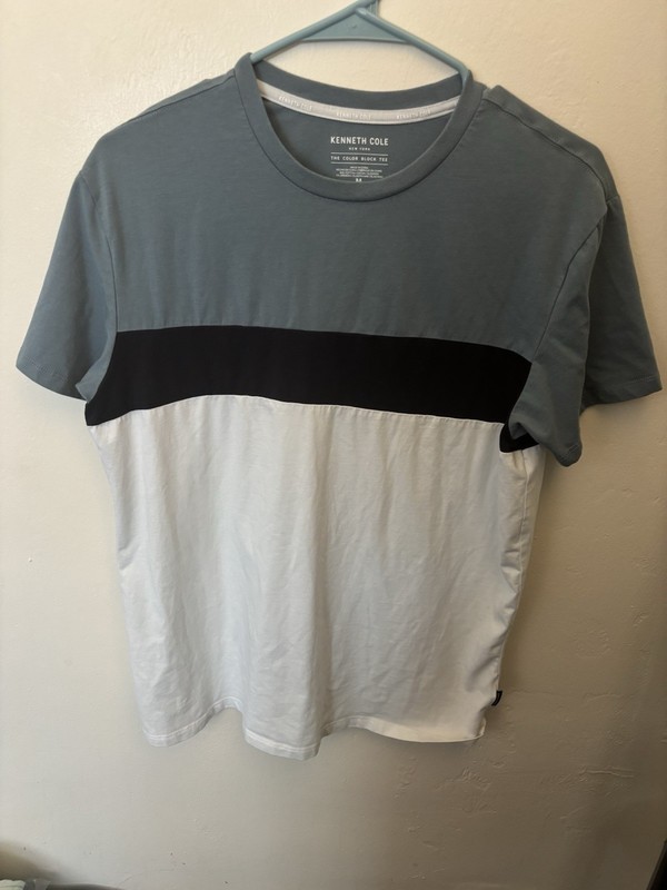Kenneth Cole mens Large T-shirt short sleeve Button Medium White Gray
