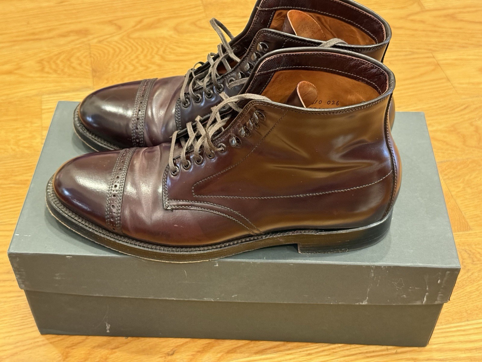 Alden 39628H Color 8 Shell Cordovan Perforated Cap Toe Boot