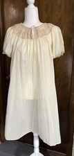 VTG Ivory Cream Babydoll Roomy Flowing Nylon Lace Nightgown SZ M CUTE