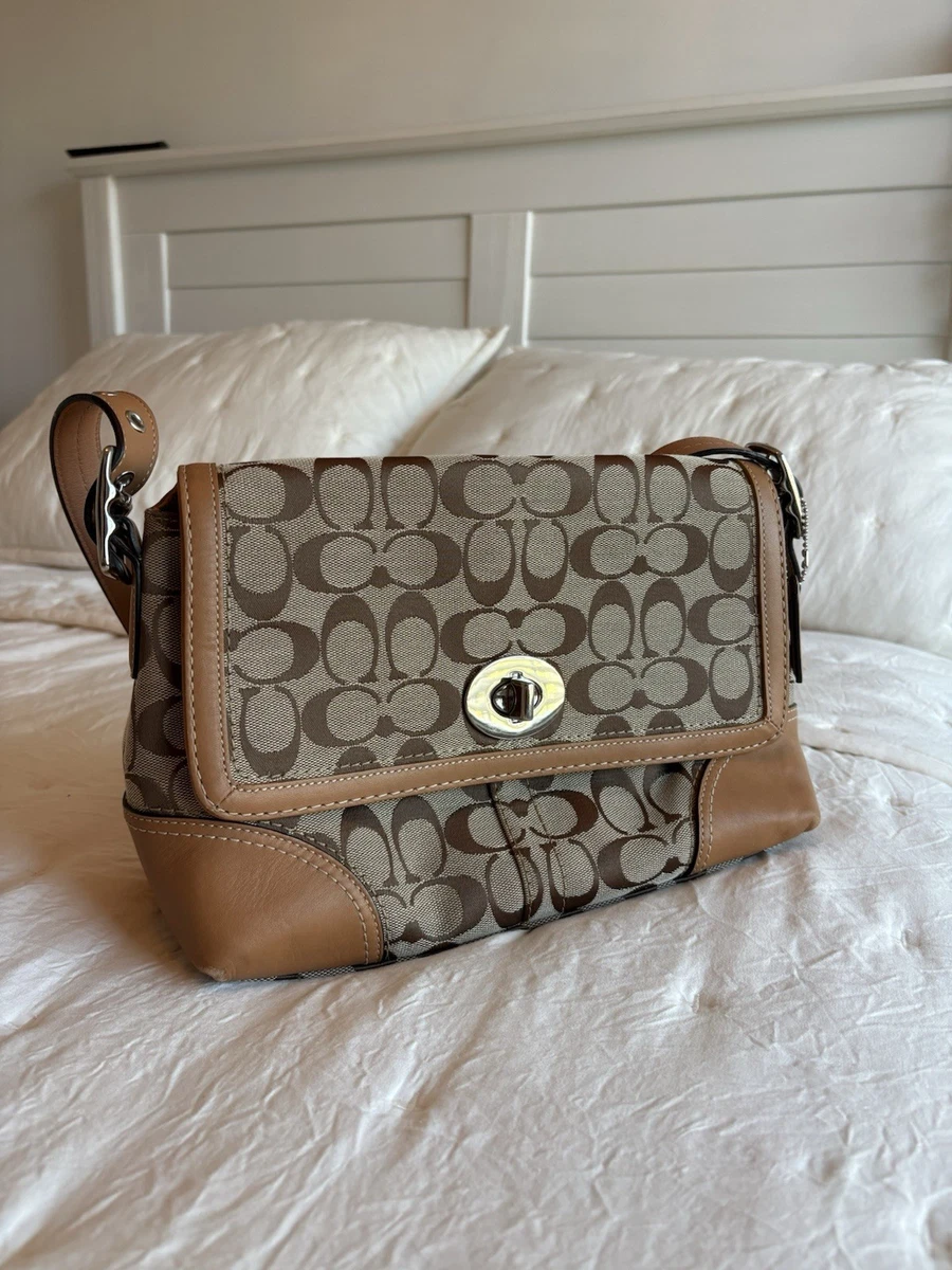 バッグ Coach Hamptons Turnlock Signature Camel 25+ Coach Hampton Shoulder Bags Turn Lock Handbags for Women for
