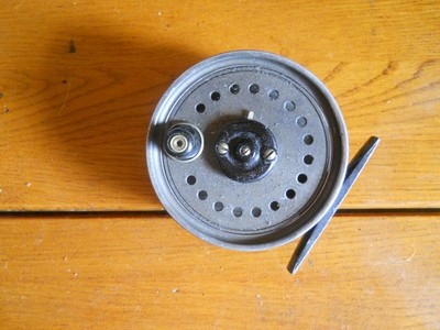 J.W. Young Beaudex 3'' Fly Reel
