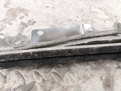 17-20 BENTLEY CONTINENTAL GT REAR LEFT LH SIDE WINDOW WEATHERSTRIP SUPPORT OEM - Picture 5 of 5