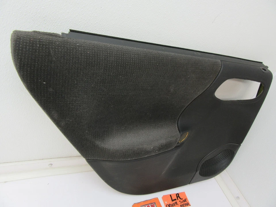 PANEL PUERTA TRASERA IZQUIERDA LH LR INTERIOR LADO CONDUCTOR 00 SATURN SERIE L SEDAN  Foto 2 de 4