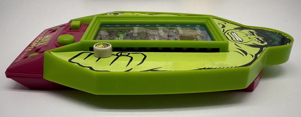 Bandai Handheld Electronics The Incredible Hulk Escapes Game #8031 Open Box - Image 4 of 4