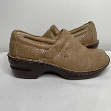 Børn Clogs Concept BOC Women's Size 7.5 Tan Slip On