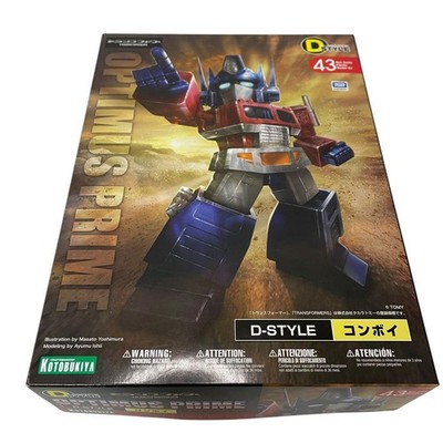 Unassembled Kotobukiya Transformers D Style Convoy Non Scale Plastic Model