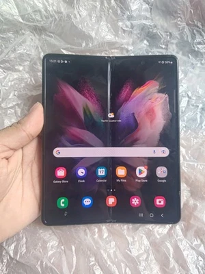 Samsung Galaxy Z Fold3 5G · 128GB