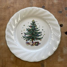 Nikko Japan HAPPY HOLIDAYS Dinner Plate 10 3/4 in 1 ea     4 available