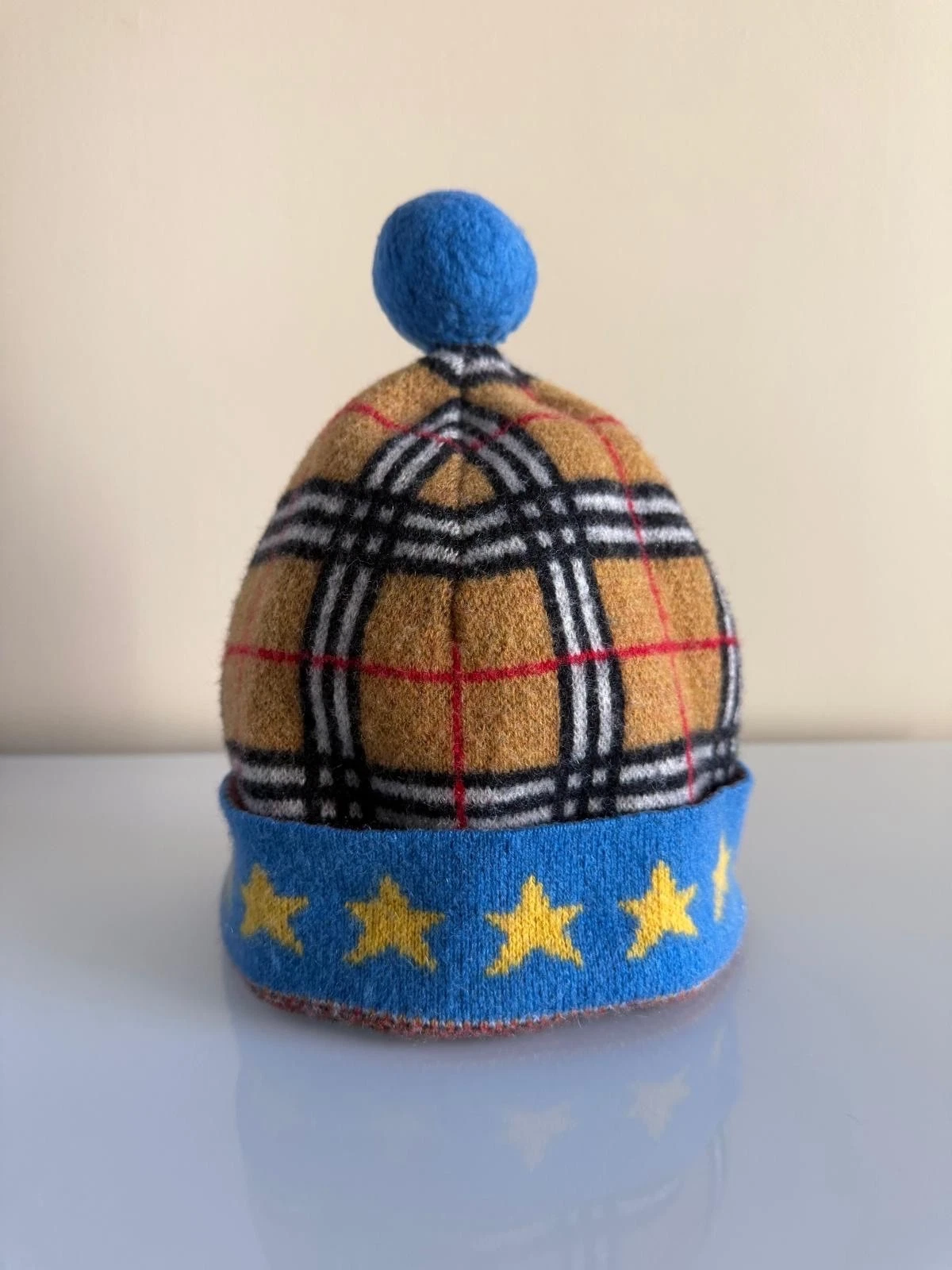 Burberry 100% Cashmere used children’s Hat
Opens in a new window or tab