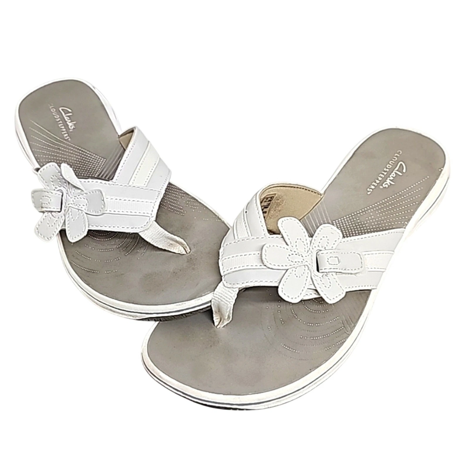 Sandalo infradito Clarks Cloudstepper Wmn Flower Peel & Stick regolabile bianco taglia 10M