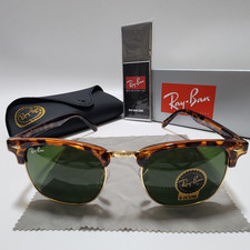 Ray-Ban RB3016 Clubmaster Sunglasses Tortoise Brown Frame Glass Green Lens 51 mm