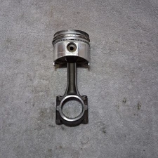 Mitsubishi L3E Piston And Connecting Rod  3 Cylinder Diesel