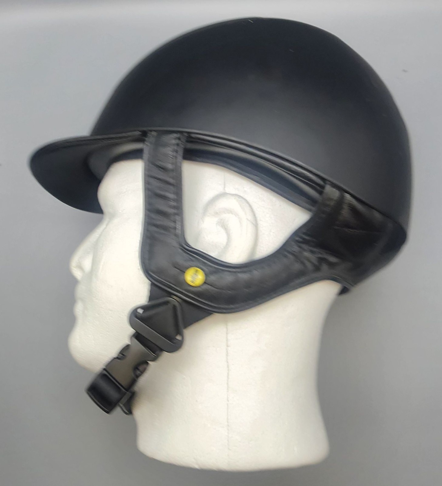 Trauma Void EQ3 Riding Helmet - Black  MIPS technology - (56cm, or 7-1/8)