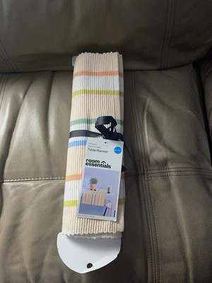 Striped Table Runner by Room Essentials New With Tags 14  x 72  Home Decor