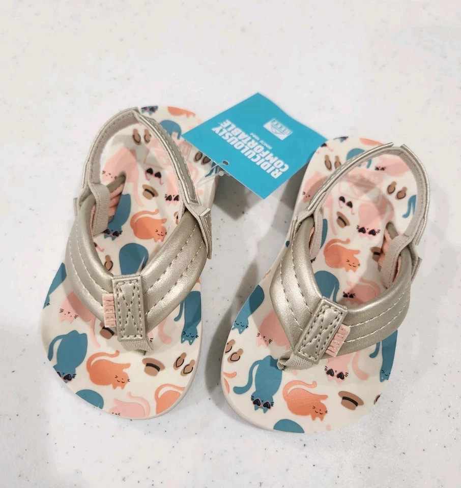 NUEVAS Sandalias de Playa Reef Little Ahi Niños Pequeños Geniales Gatos Correa Trasera Niños Talla 6 Nuevas con Etiquetas Foto 3 de 4