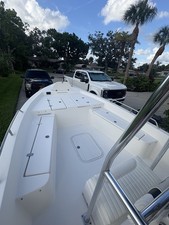 2014 22’ Century Bay Boat