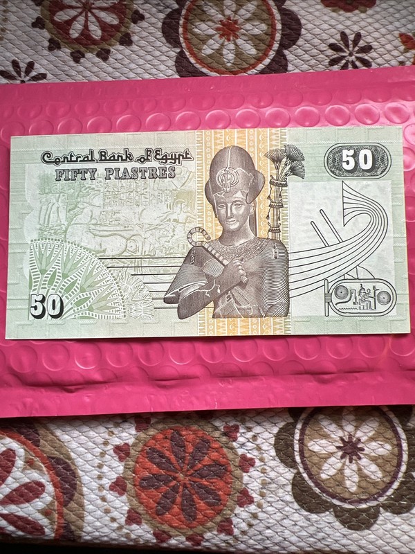 Central Bank Of Egypt Fifty Piastres Banknotes Paper Money Crisp 
