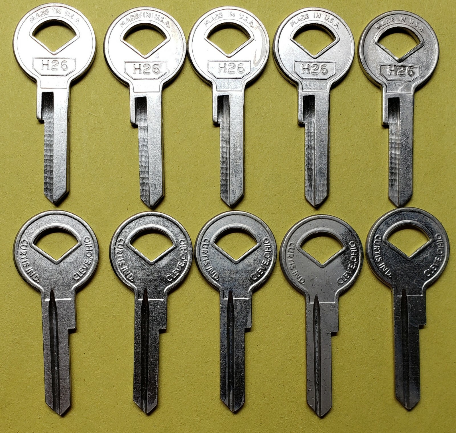 VINTAGE CURTIS KEYS H26 10 TOTAL UNCUT BLANK KEYS CLEVELAND OHIO
