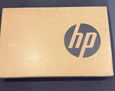 HP Laptop 17.3'' Intel i5-1334U, 8GB RAM, 512GB SSD, Intel Iris X Graphics Card