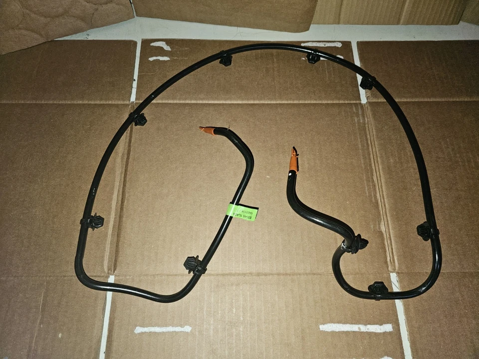 Tubo original Nissan 53546-1LA8A Foto 4 de 4